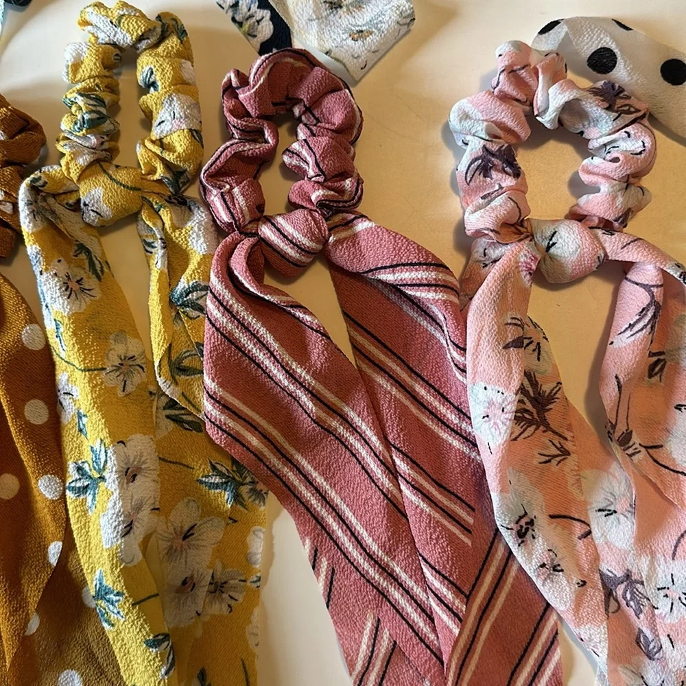 Bundle 10 Hair Ties “bandana-like”